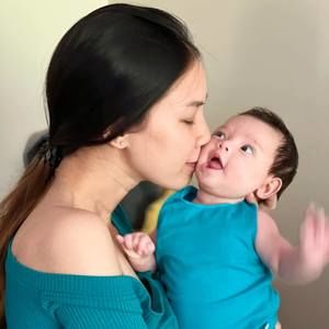 Meet your Posher, Maya